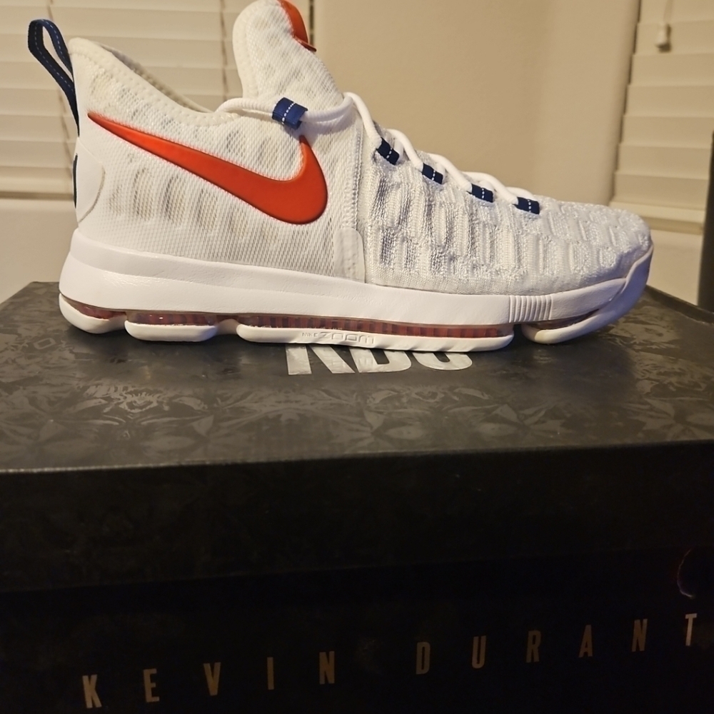 Mens Nike Zoom KD 9 Mens Sz 11 White Red New